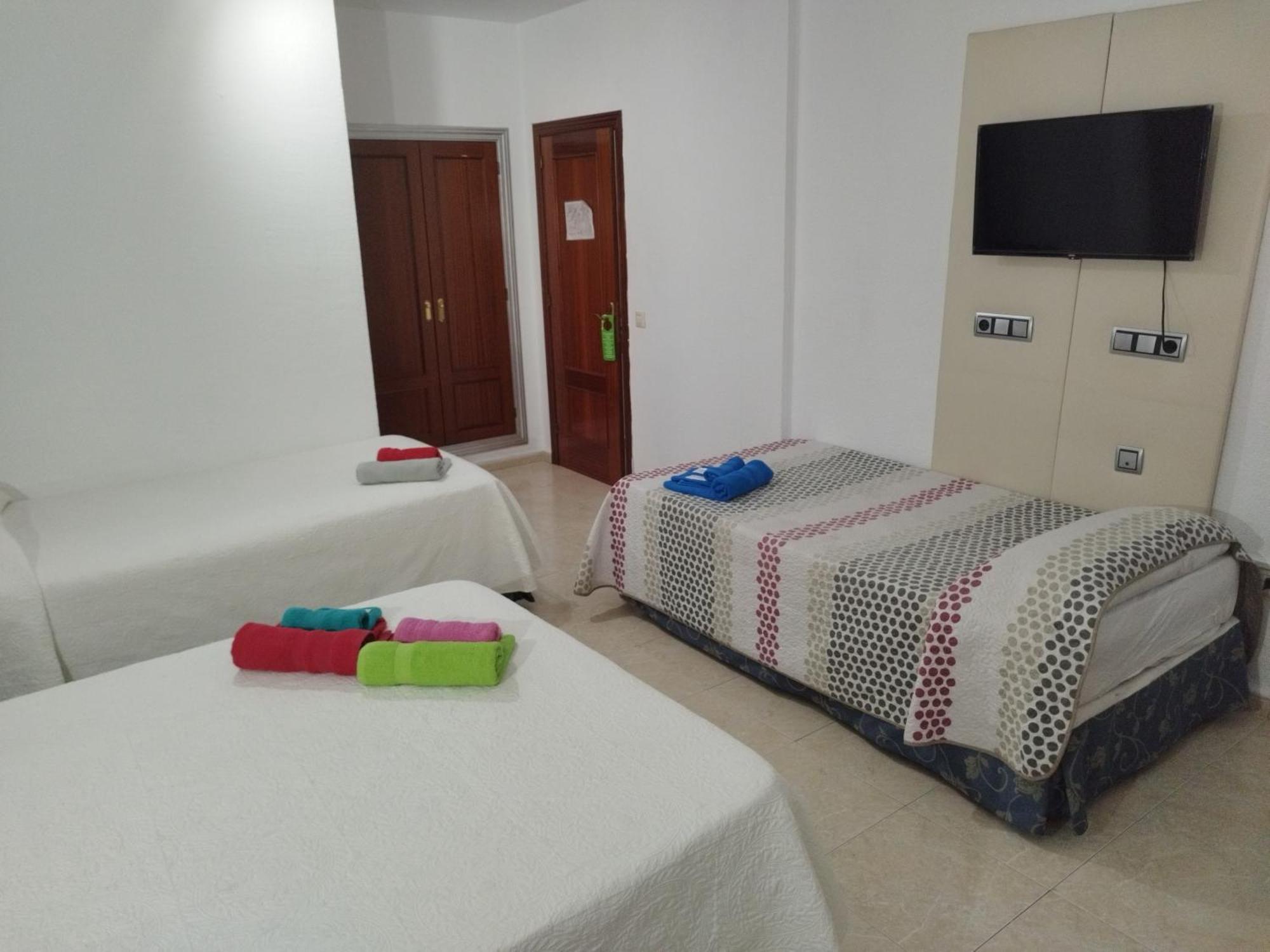 Caces Hotel Nuevo Ara מראה חיצוני תמונה