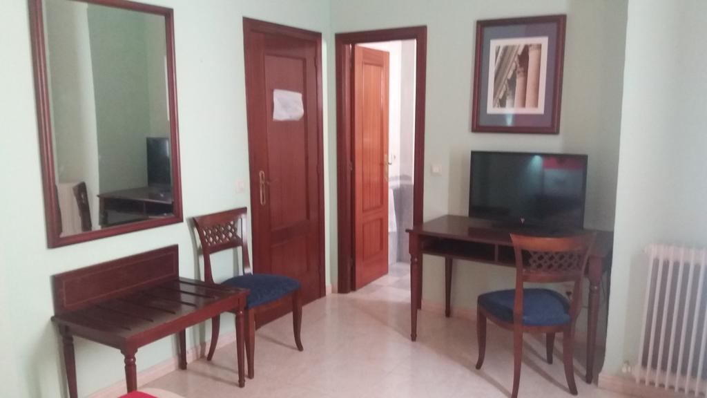 Caces Hotel Nuevo Ara מראה חיצוני תמונה