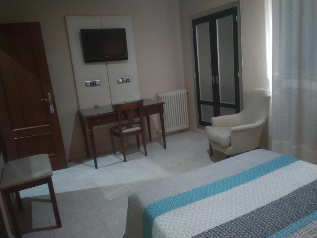 Caces Hotel Nuevo Ara מראה חיצוני תמונה