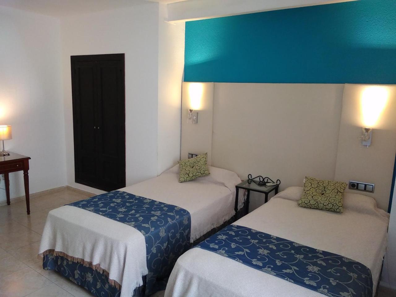 Caces Hotel Nuevo Ara מראה חיצוני תמונה
