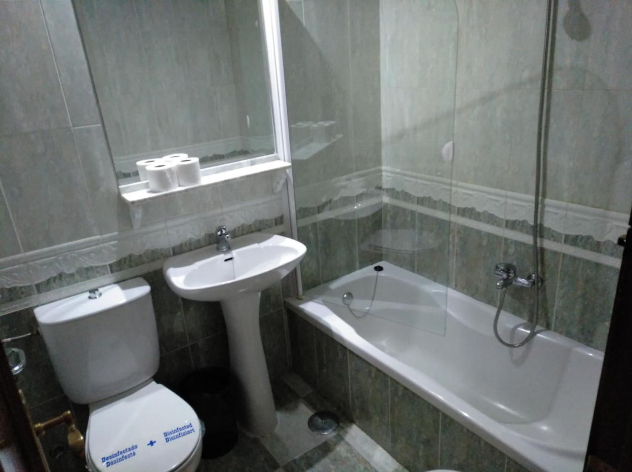 Caces Hotel Nuevo Ara מראה חיצוני תמונה