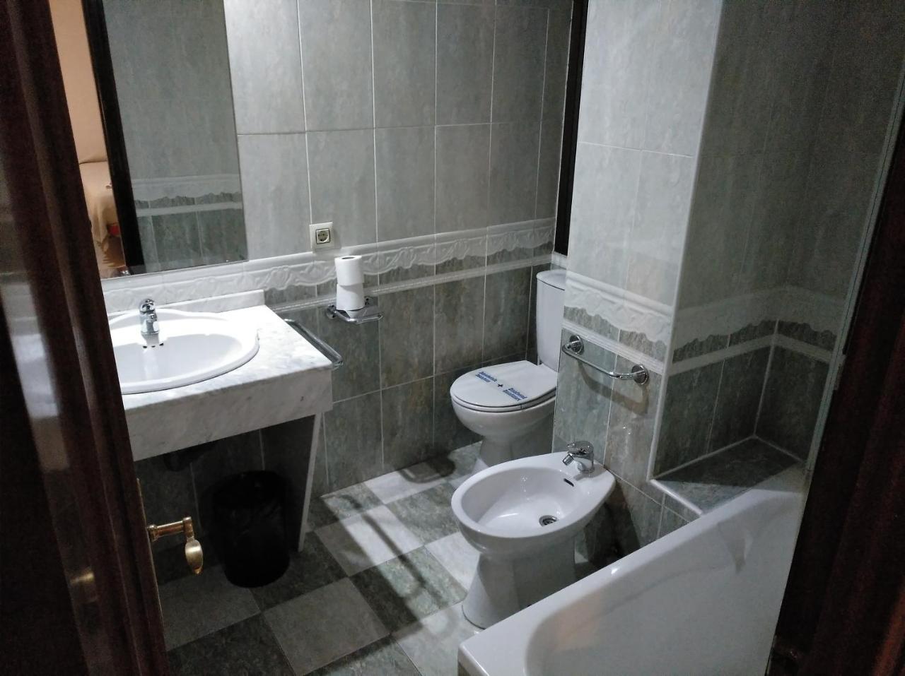 Caces Hotel Nuevo Ara מראה חיצוני תמונה
